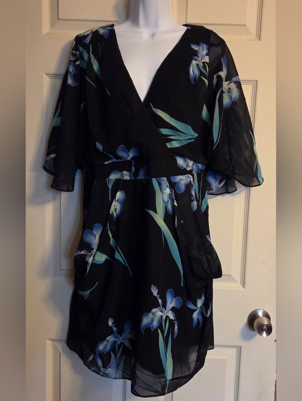 City Chic Winter Iris Wrap Dress Size 14 NWT